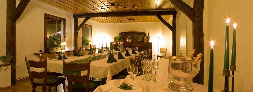 Landhotel Sauerlaender Hof เอสลัวห์ ภายนอก รูปภาพ