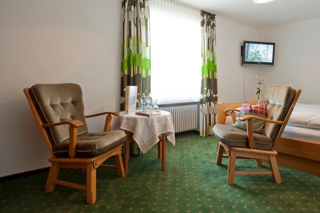 Landhotel Sauerlaender Hof เอสลัวห์ ห้อง รูปภาพ